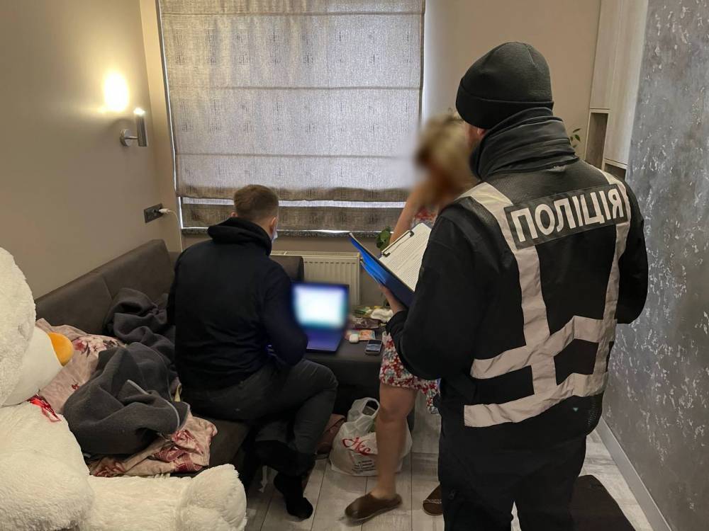 На Сумщині шахраї втручалися в електрону систему виготовлення документів  