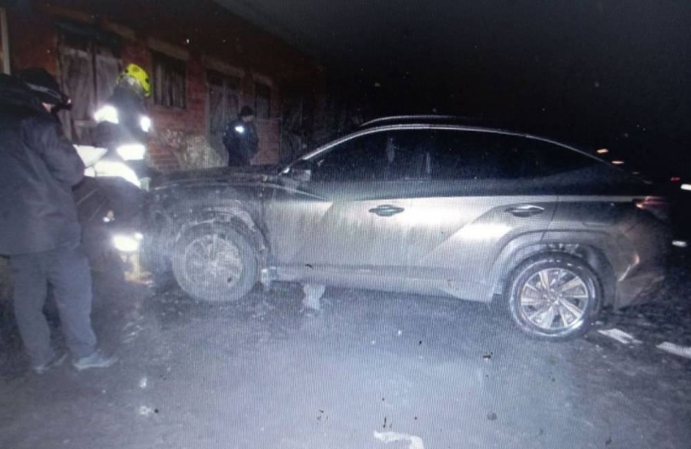 У Диканці депутату спалили авто