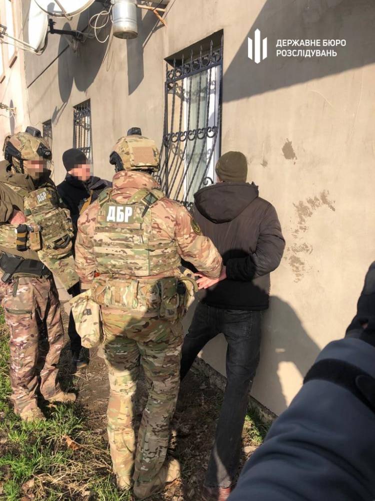 В Херсоні затримали ще двох колишніх інспекторів ізолятора  