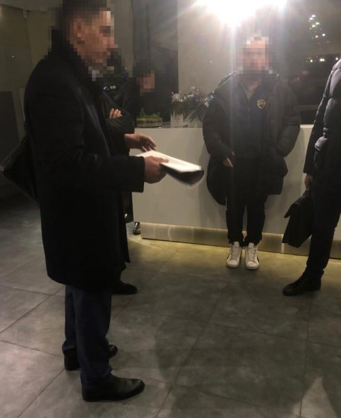 В України голову тютюнової компанії підозрюють у несплаті податків  