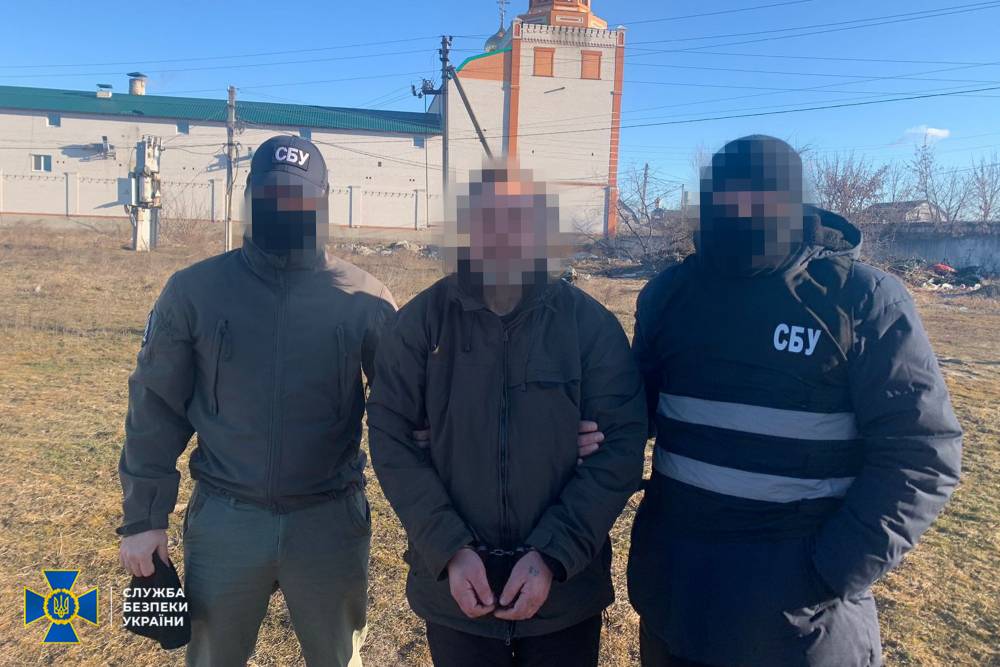 У Києві російський пропагандист ховався у чоловічому монастирі  