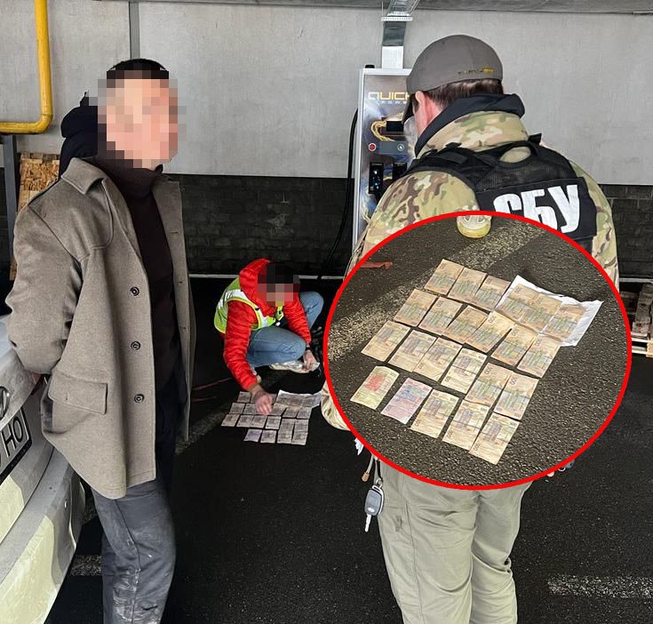 У Києві посадовець Держпродспоживслужби вимагав гроші з імпортера цитрусових