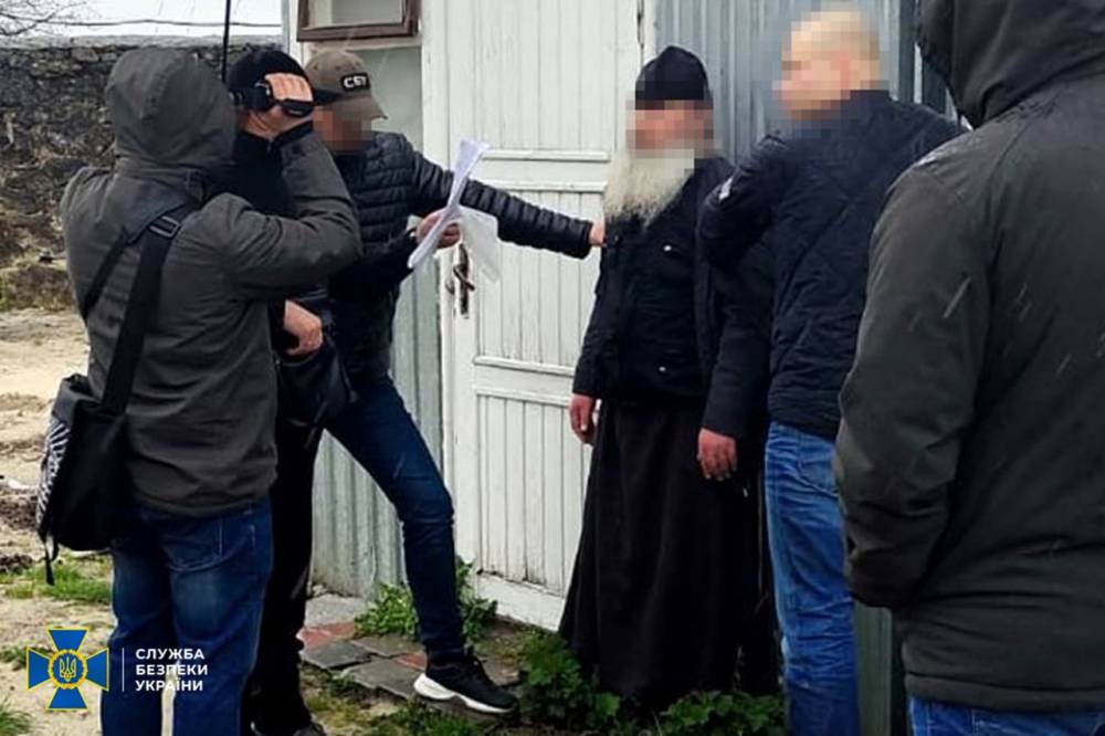 У Почаєві послушнику УПЦ повідомили підозру у виправданні окупантів