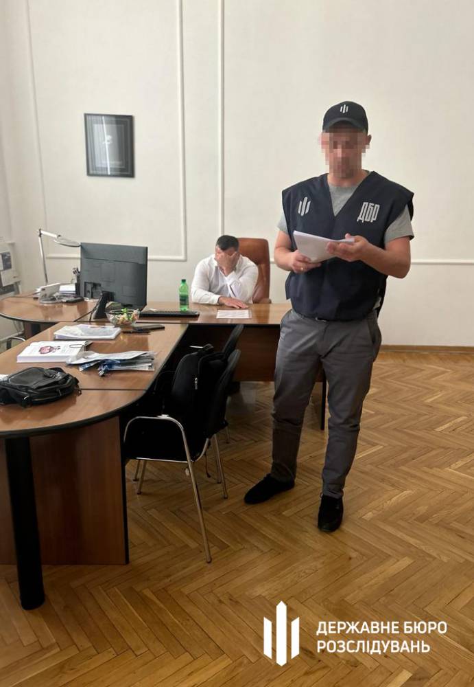 В Одесі на хабарі у 70 тисяч доларів затримали заступника директора інституту судових експертиз