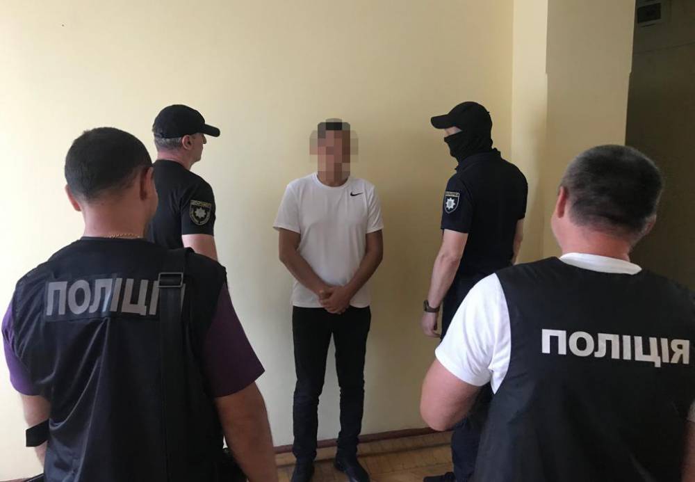 На Одещині начальник сектору мобілізаційної роботи вимагав гроші у пораненого бійця