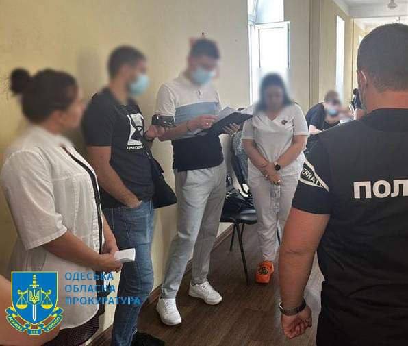 В Одесі викрили на корупції голову лікарської комісії, котра оглядала мобілізованих