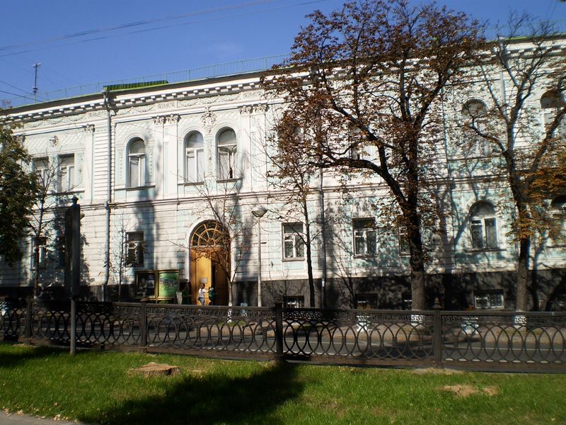 Підприємець вкрав кошти, призначені для відновлення музею Шевченка у Києві