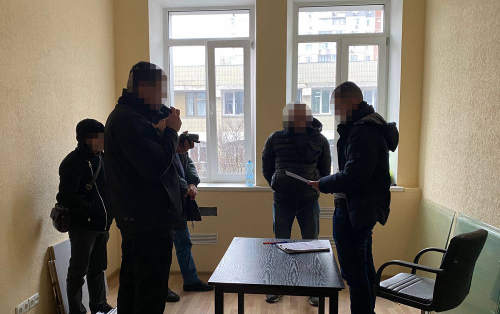У Києві на хабарі затримали посадовця НАНУ