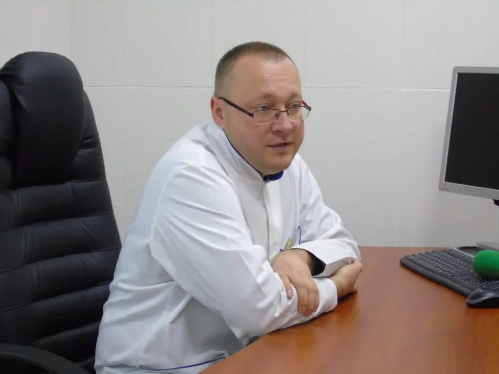 Ексдиректора Одеського центру екстреної медичної допомоги викрили на корупції