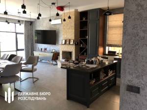 В Одесі на хабарі затримали керівника міграційної служби, якого виправдав суд  