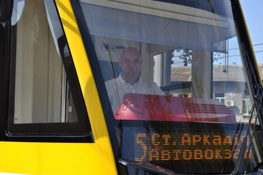 В Одесі політик від «Батьківщини» керував закупівлями білоруської техніки для міської ради