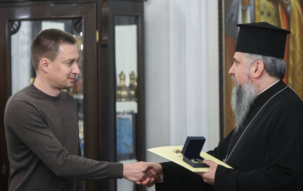 Посадовець Офісу генпрокурора три роки займався нелегальними схемами в міграційній службі