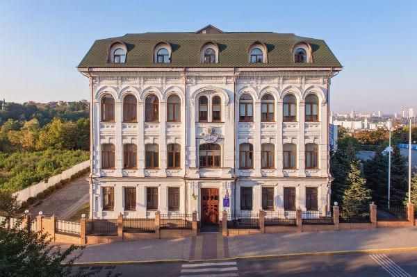 Новий очільник Головного сервісного центру МВС замовив чилер для будівлі за 2,7 млн гривень