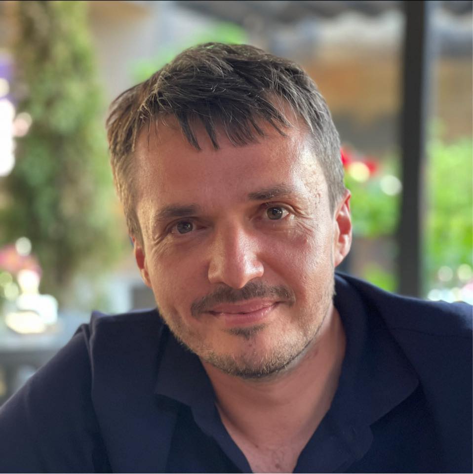 Заступник керівника офісу Національної комісії з цінних паперів Рівтін має великі готівкові заощадження  