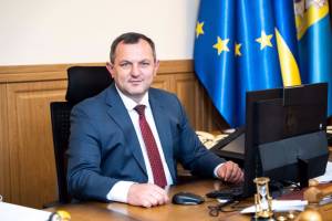 Оточення Чернишова затримали за будівельну корупцію: підозру отримав член правління "Нафтогазу"  