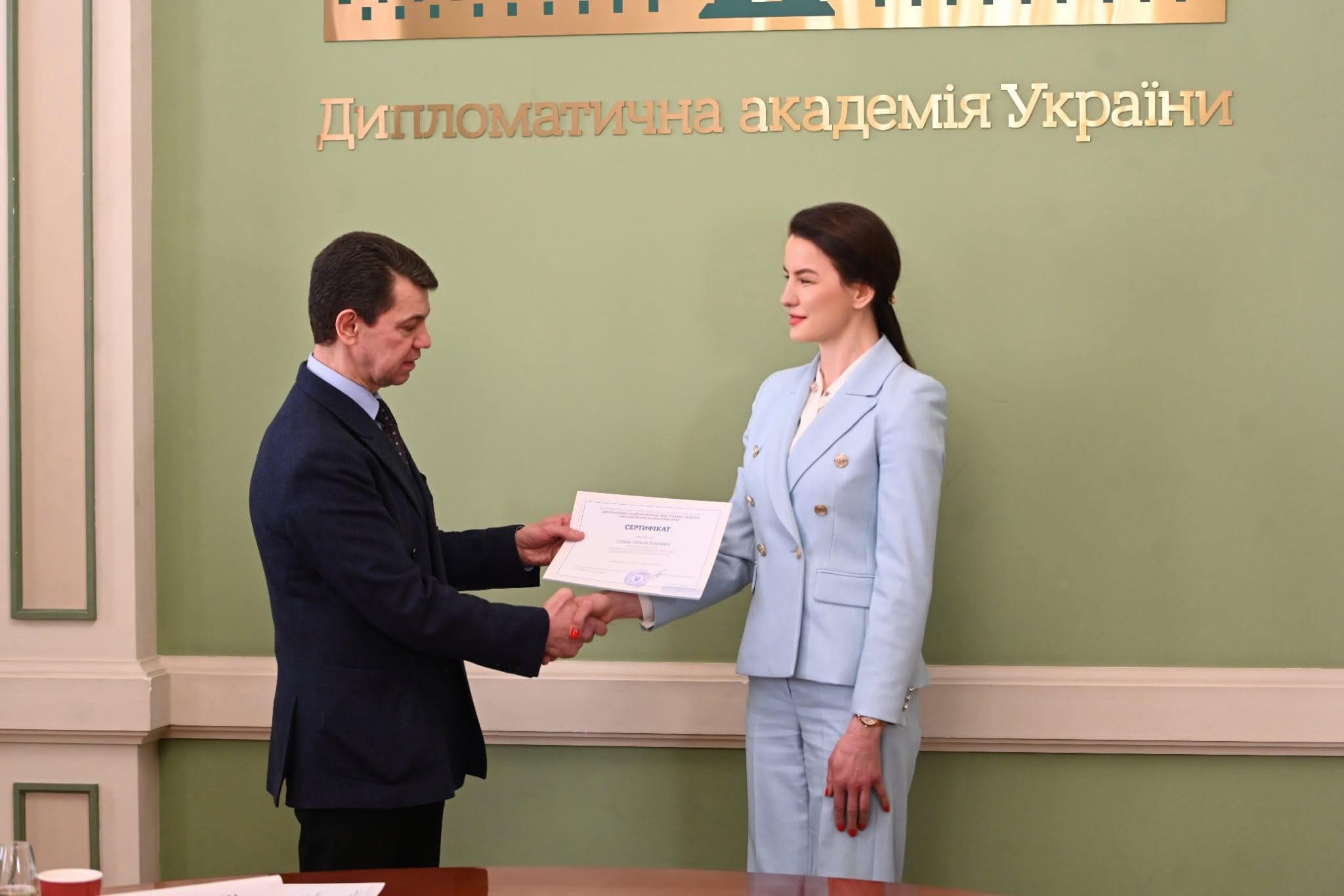 Новий посол України в Омані не подала декларацію до НАЗК  