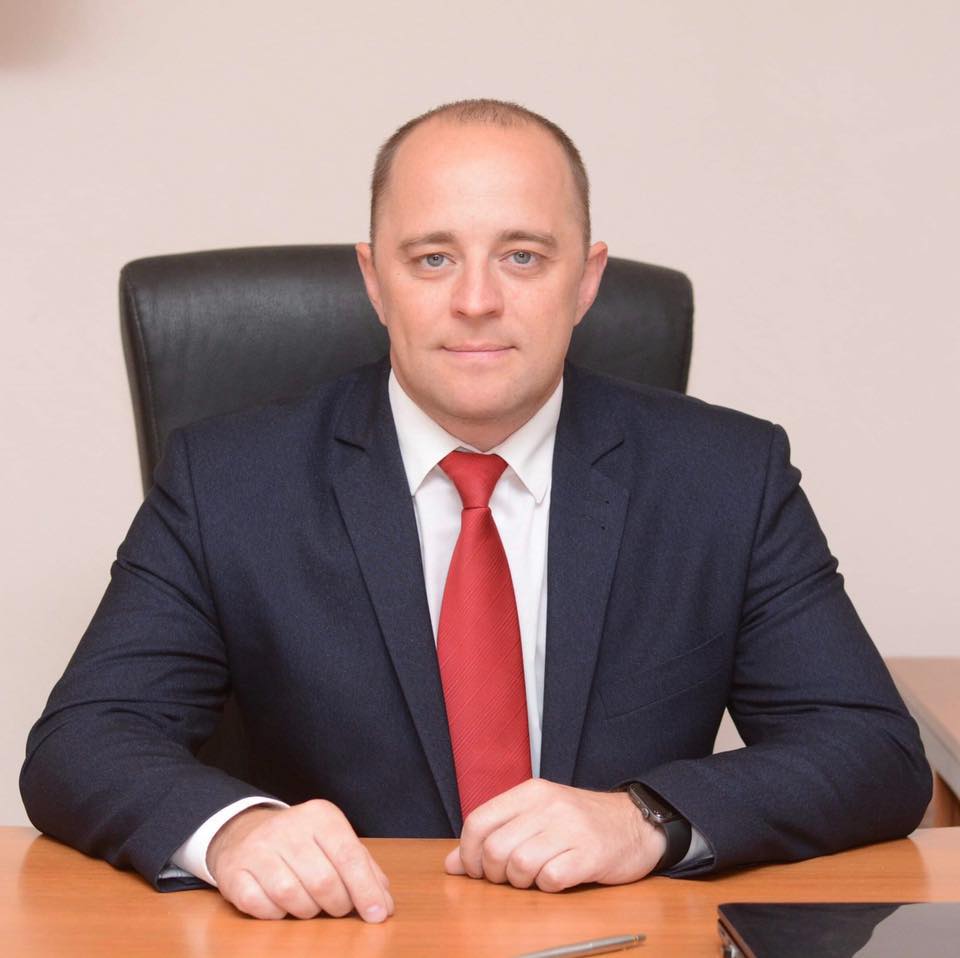 Міський голова Вишгорода Момот зберігає 28 тисяч доларів готівкою та отримав будинок від батька  