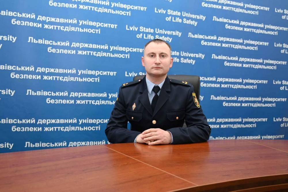 Викладач Львівського університету БЖД витратив річну зарплату на авто  