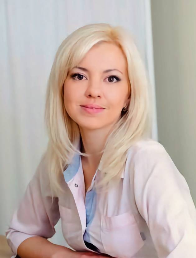 Дружина експосадовця ГПУ Гуцуляка будує містечко під Києвом на відібраних у держави землях