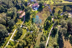 Співробітник Офісу генпрокурора Петров продає свій маєток за 1,1 млн доларів  