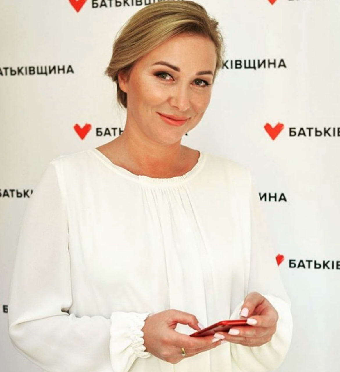 Депутат Обухівської райради програла суд за маєток прокурора вартістю в 1,1 млн доларів