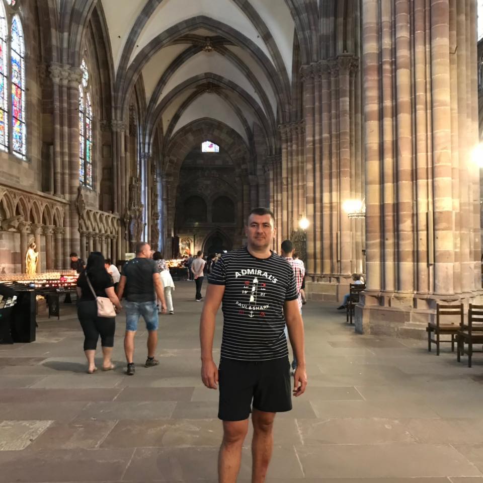 Очільник управління транспорту Дніпропетровської ОВА Фіклістов придбав новий спорткар за 2 млн гривень  