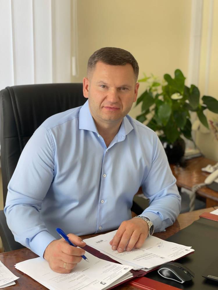 Ексочільник Подільської РДА Києва Коваленко задекларував Toyota Camry за 1,8 млн гривень  