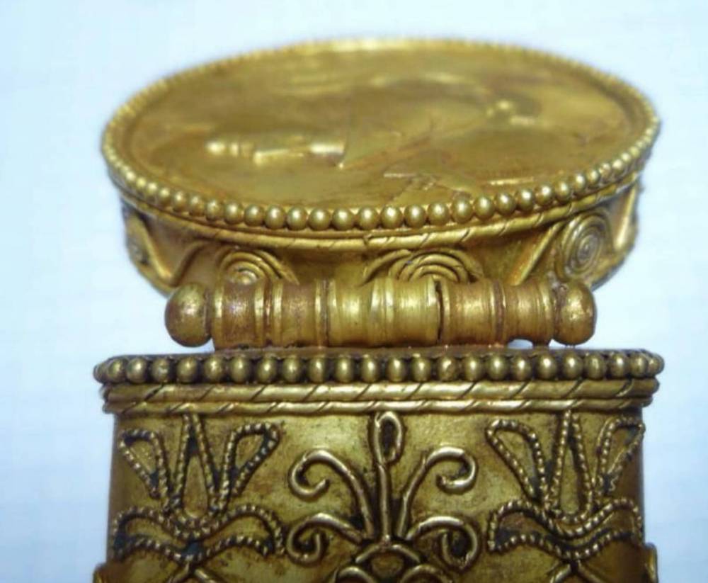 У Харкові група прокурорів може бути причетна до привласнення майна та коштовностей померлої жінки