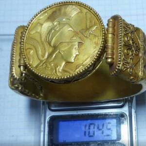 У Харкові група прокурорів може бути причетна до привласнення майна та коштовностей померлої жінки  