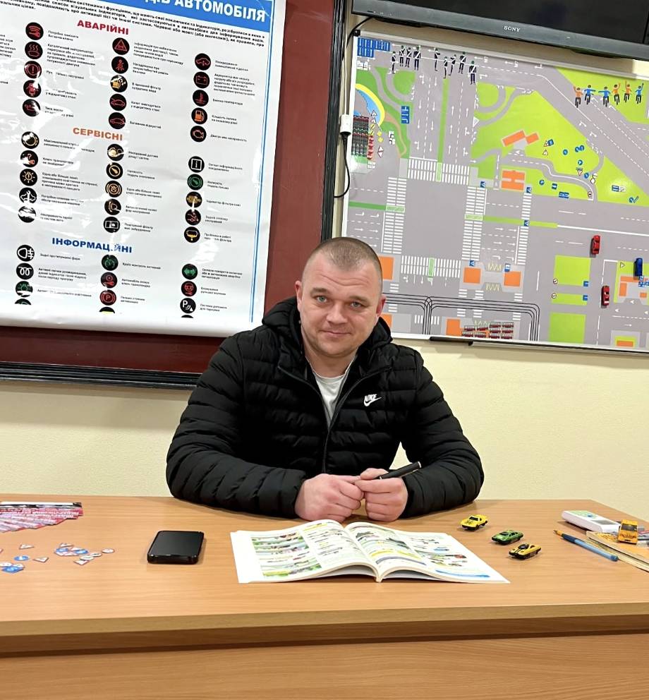 На Вінниччині директора автошколи Семенюка викрили на фальсифікації даних навчання водіїв