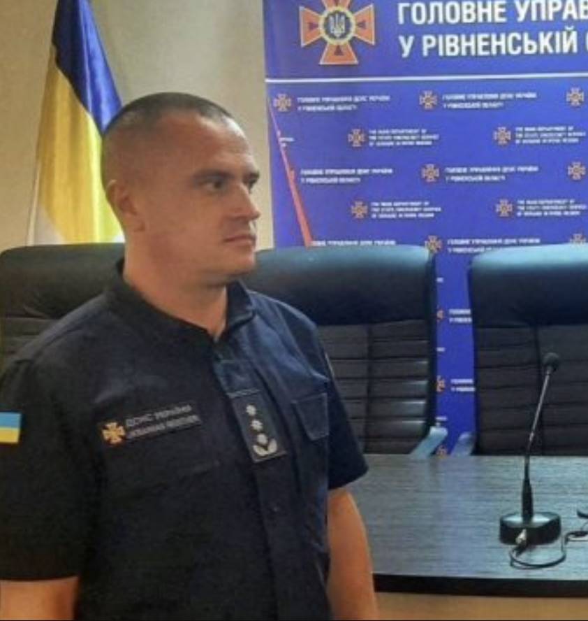 Ексочільник рятувальників Рівненського району Онокало купив новий автомобіль Toyota RAV-4