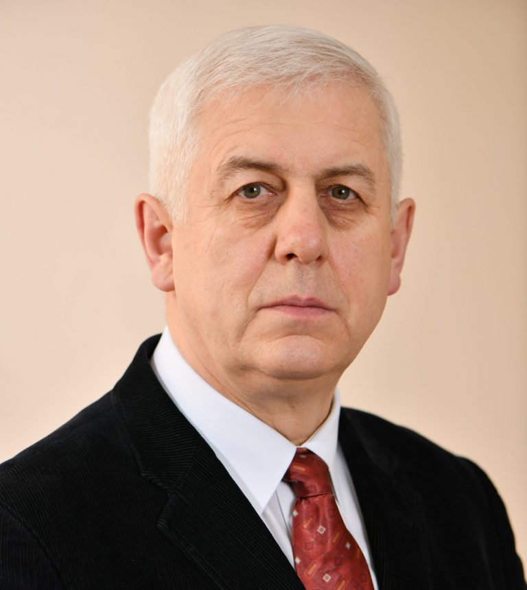 Харківський прокурор Булулуков їздить на авто батька з КДКП, яке придбано на гроші сина  