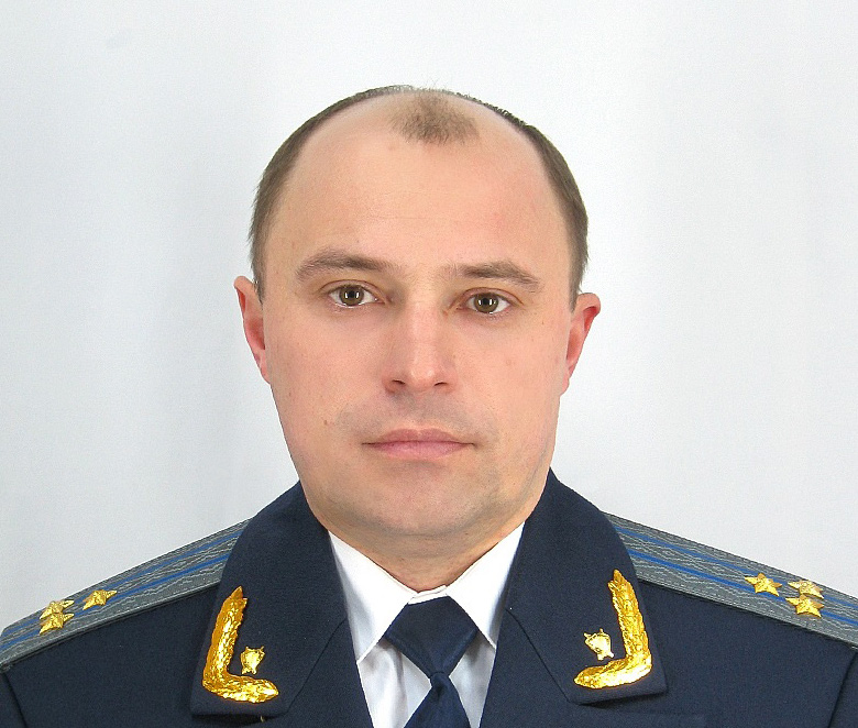 Заступник керівника прокуратури Сумщини Сидоренко отримав 440 тисяч гривень пенсії