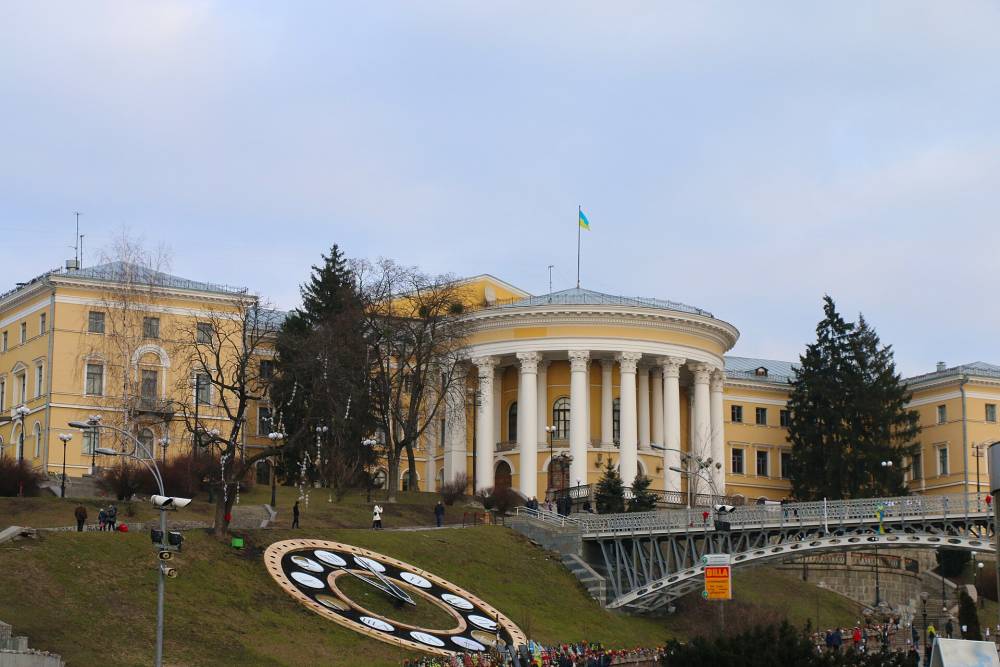 У Федерації профспілок України планують відібрати будівлю Інституту шляхетних дівчат