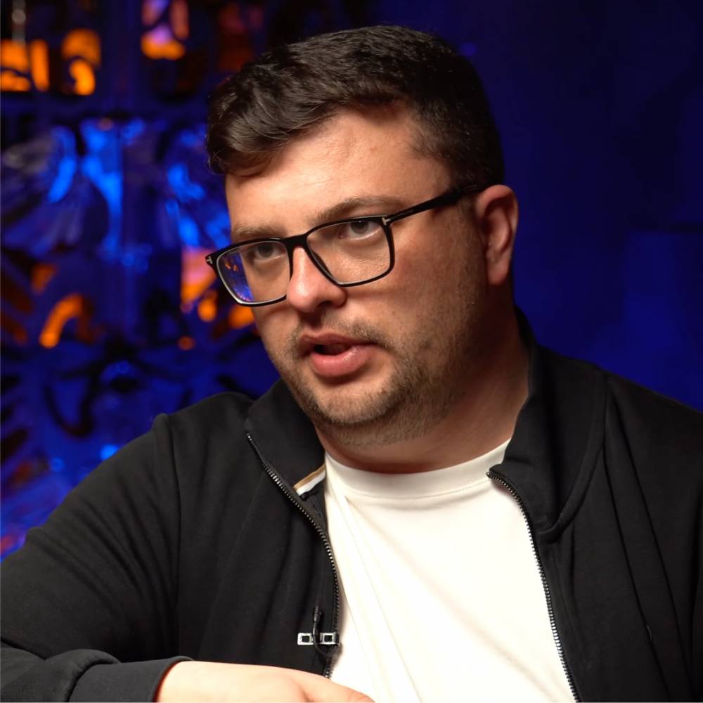 Голова ПлейСіті Новіков задекларував нове авто дружини за 2 млн гривень