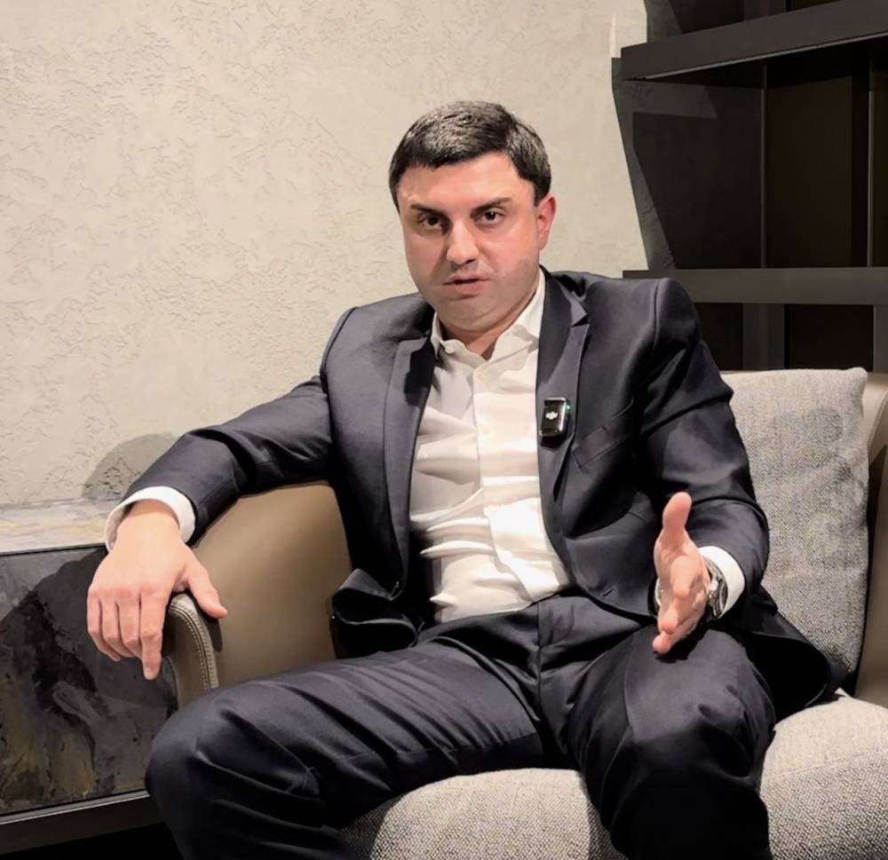 Підсанційний контрабандист Акст не зможе отримати 7,64 млн доларів з Ваганяна  