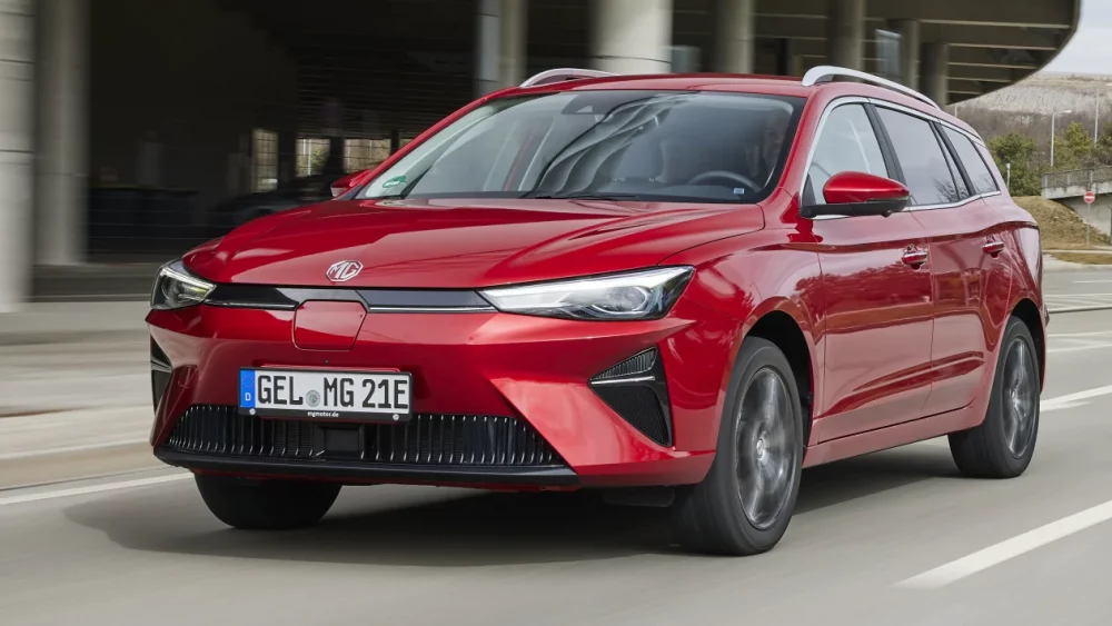 Посадовиця виконкому Мукачева задекларувала електрокар MG5 вдвічі нижче за ринок