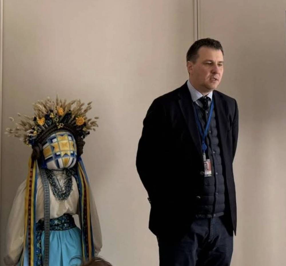 Заступник постійного представника України при Раді Європи придбав авто за 1,85 млн гривень  
