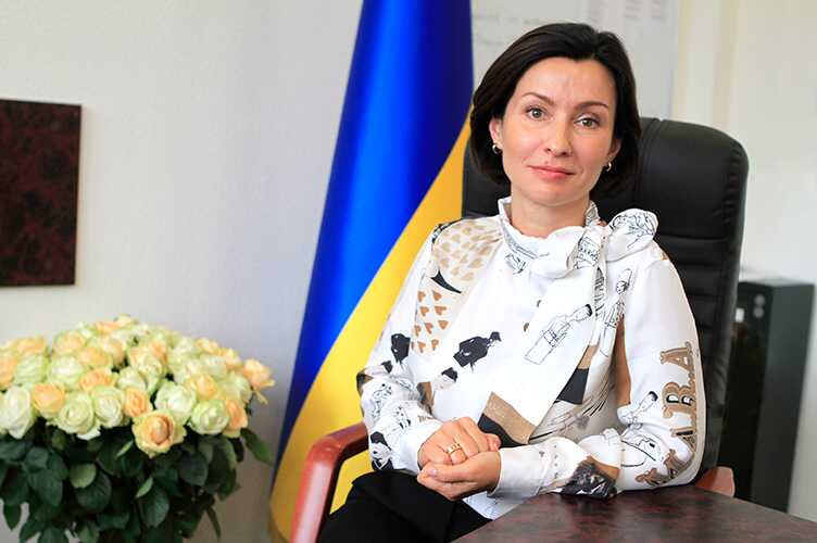 Голова Шостого апеляційного адмінсуду Кузьмишина декларує 130 тисяч доларів та майно без вартості  