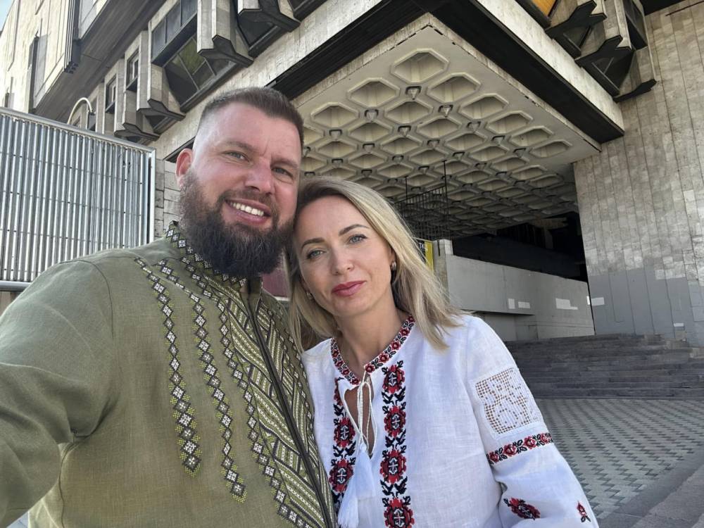 Дружина заступника керівника Харківської РДА Лизлова бере участь у продажу контрафактної техніки  