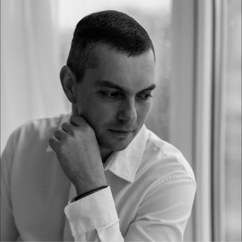 Адміністратор ТСЦ МВС у Кременчуці Оробченко користується чужим авто та майже не витрачає зарплату