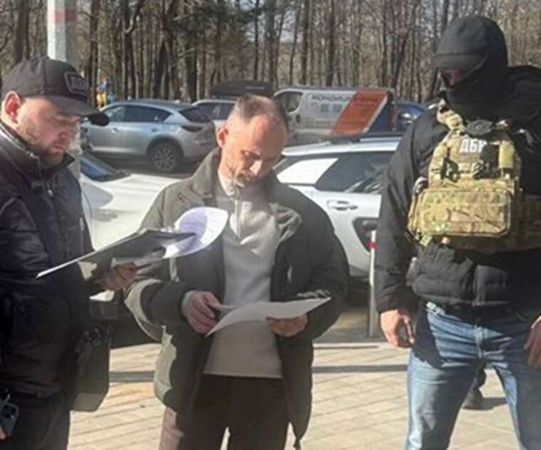 Підозрюваний у корупції полковник НГУ Федоровський «розлучився» на папері, щоб приховати Glacier Premium Apartments  