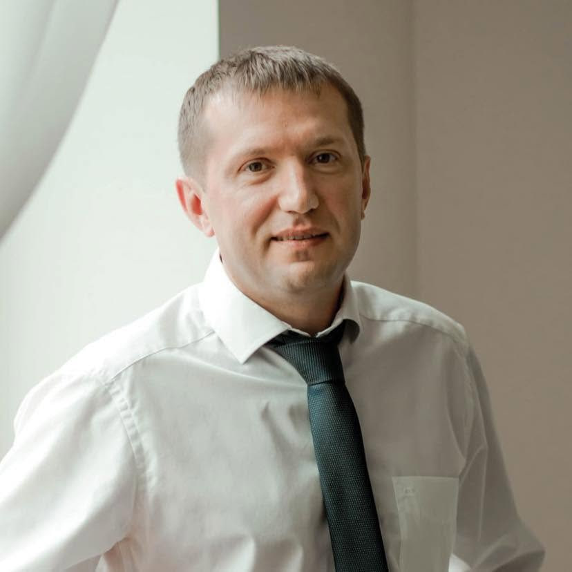 Ректор медуніверситету Богомольця Кучин: коштовні мотоцикли та дружина ФОП