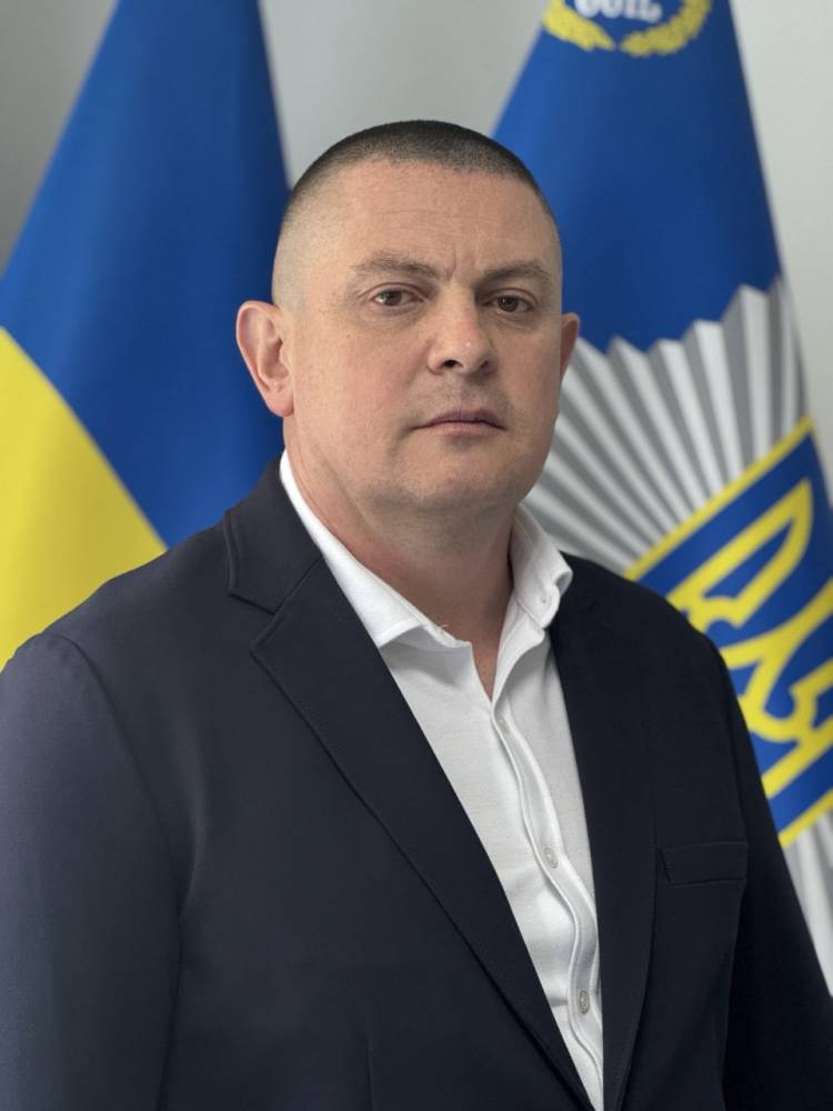 Начальник Регіонального сервісного центру МВС Ігор Мельник купив квартиру за 2,8 млн і їздить на чужій Toyota Venza  